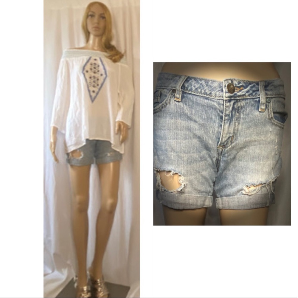 👛5 FOR 15! Bullhead Boyfriend Distressed Shorts